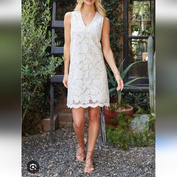 Tracy Negoshian Embroidered Floral White Sheer Chiffon Shift Pencil Dress XS - Picture 12 of 13